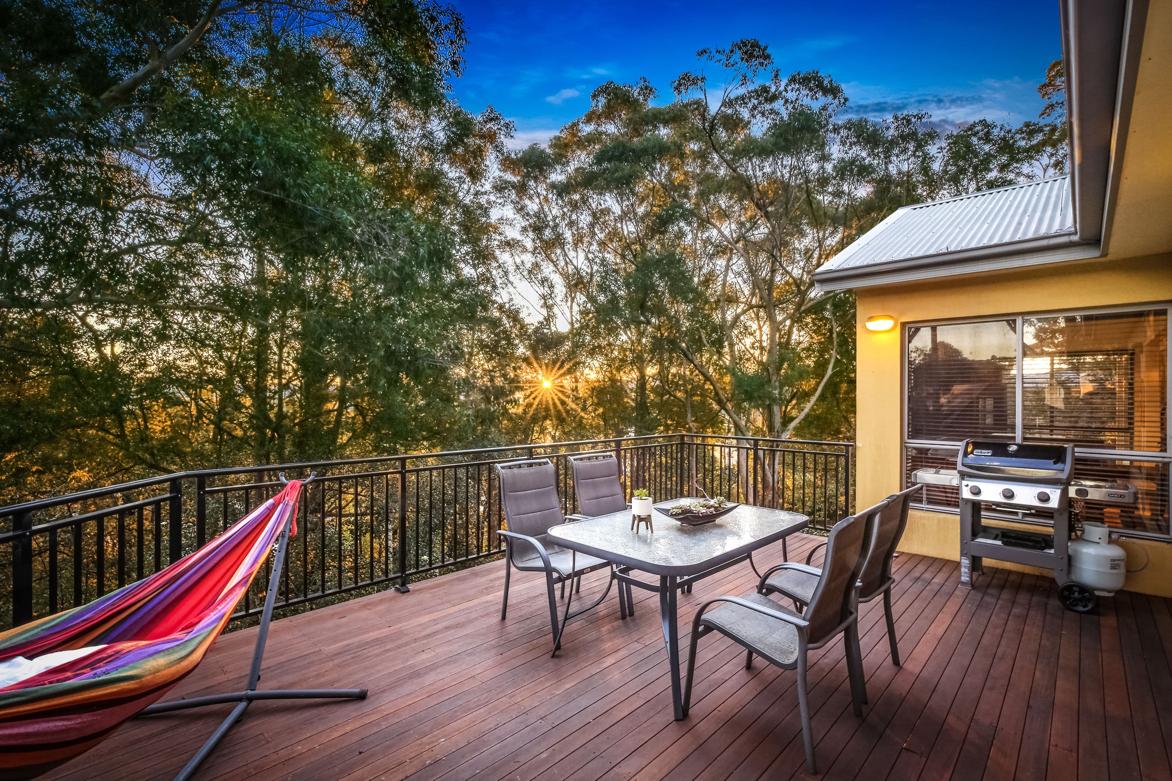 12 Cooper Road, Green Point - Thumbnail 4