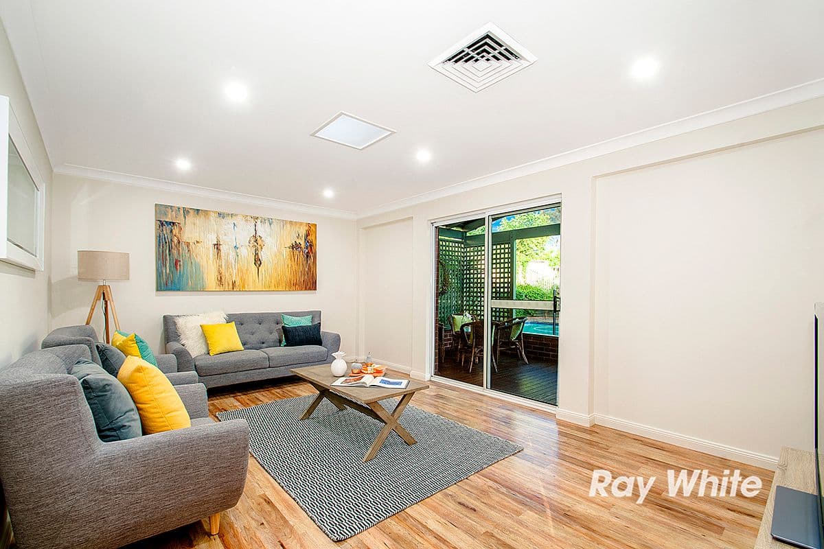 98 Fishburn Crescent, Castle Hill - Thumbnail 7