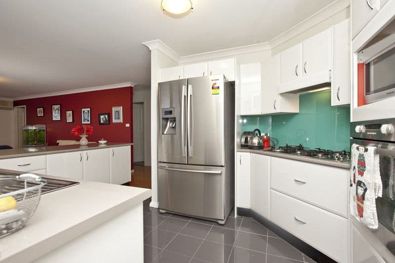 25 Woodoak Close, TINGIRA HEIGHTS NSW 2290, Tingira Heights - Thumbnail 2