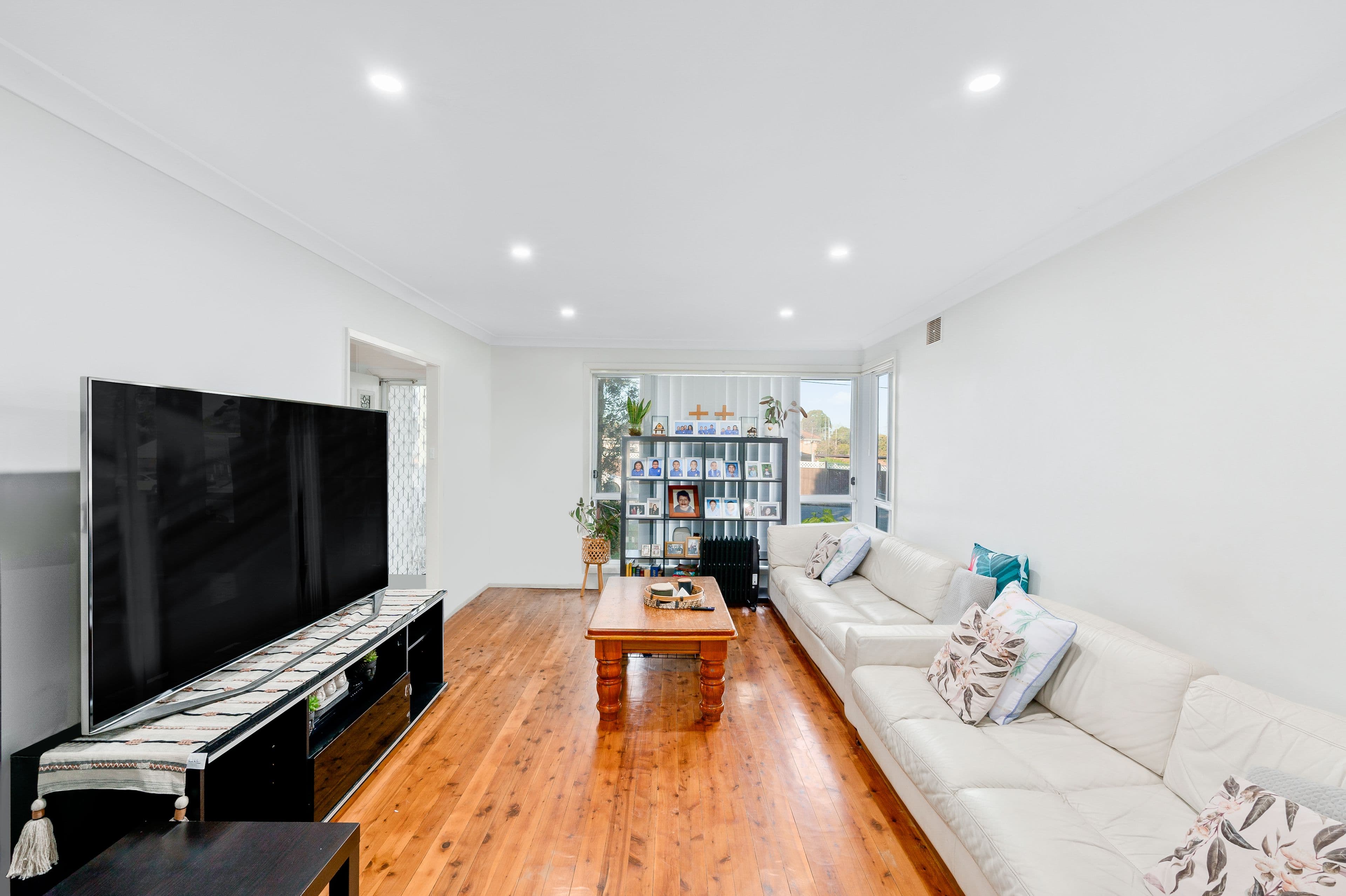 8 Jaffa Street, Fairfield West NSW 2165, Fairfield West - Thumbnail 2