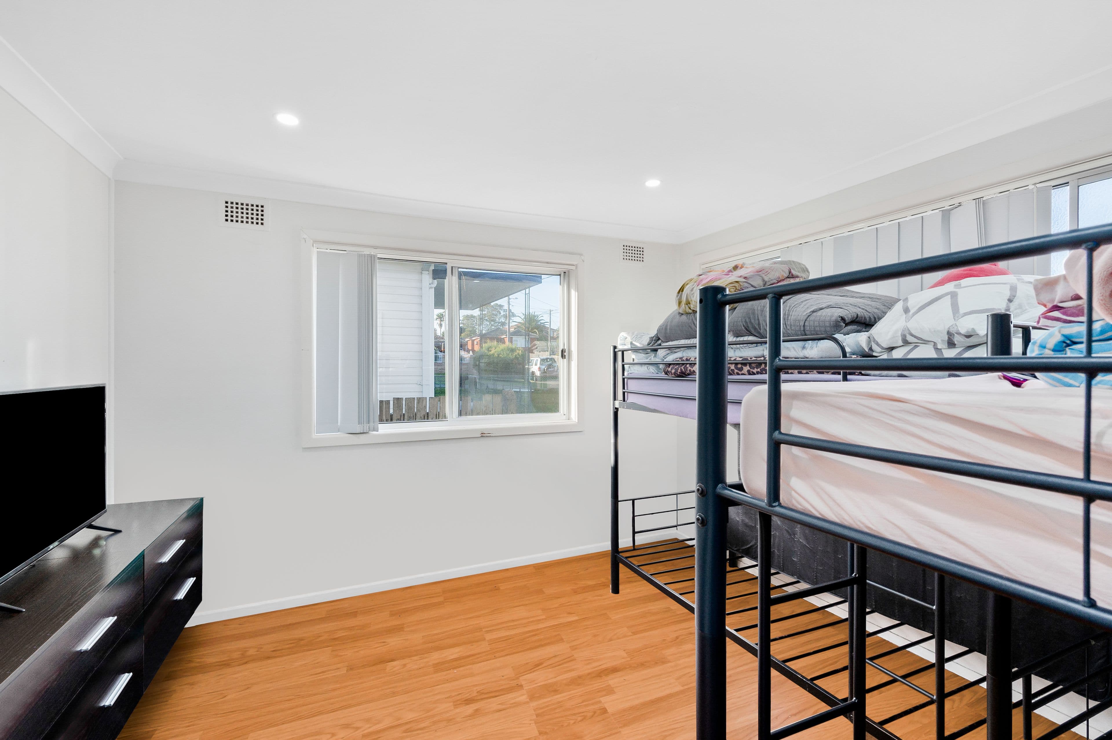 8 Jaffa Street, Fairfield West NSW 2165, Fairfield West - Thumbnail 6
