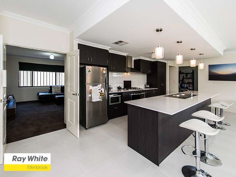 13 Dempster Street, CAVERSHAM WA 6055, Caversham - Thumbnail 7