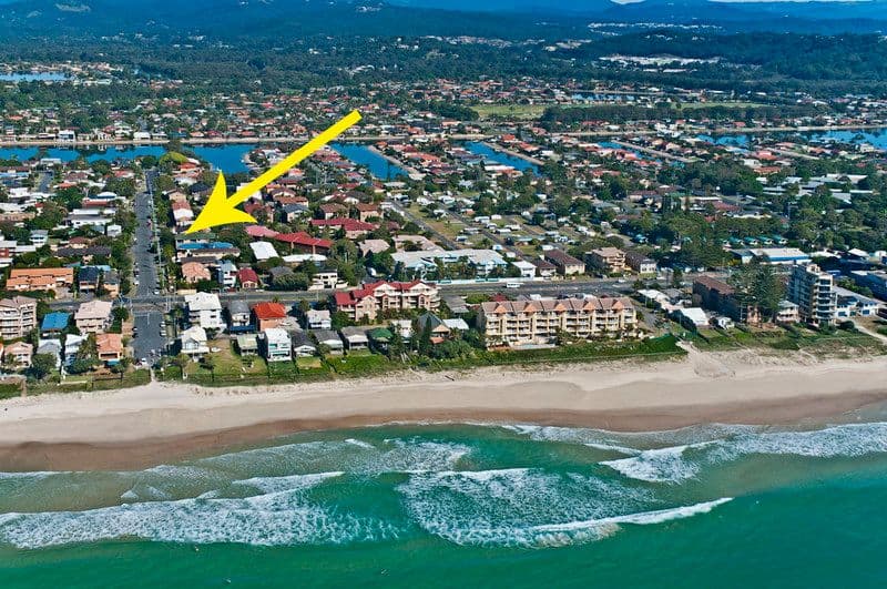 19 Fifteenth Avenue, PALM BEACH QLD 4221, Palm Beach - Thumbnail 2