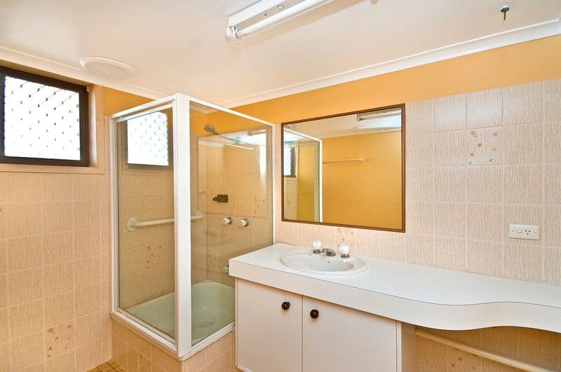 19 Fifteenth Avenue, PALM BEACH QLD 4221, Palm Beach - Thumbnail 8