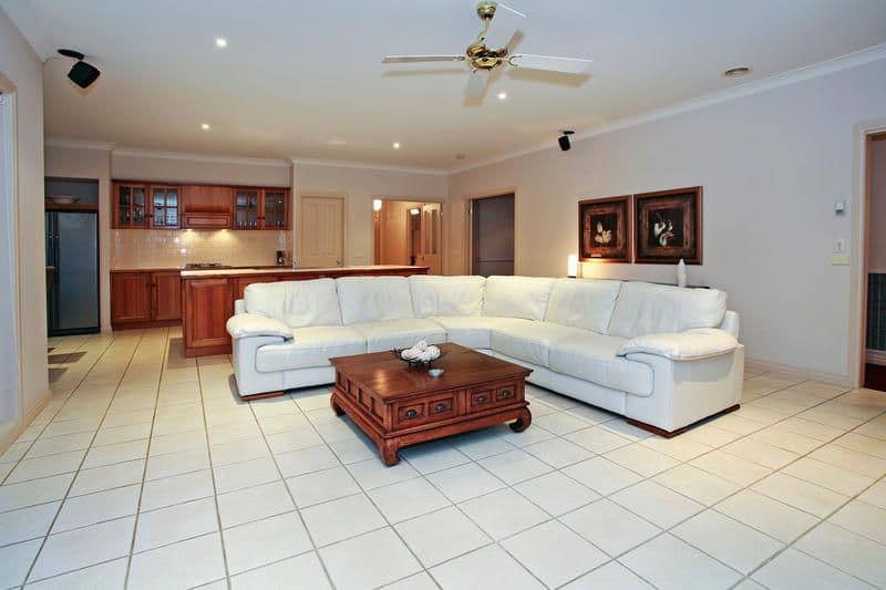 76 Meadowvale Drive, GROVEDALE VIC 3216, Grovedale - Thumbnail 6
