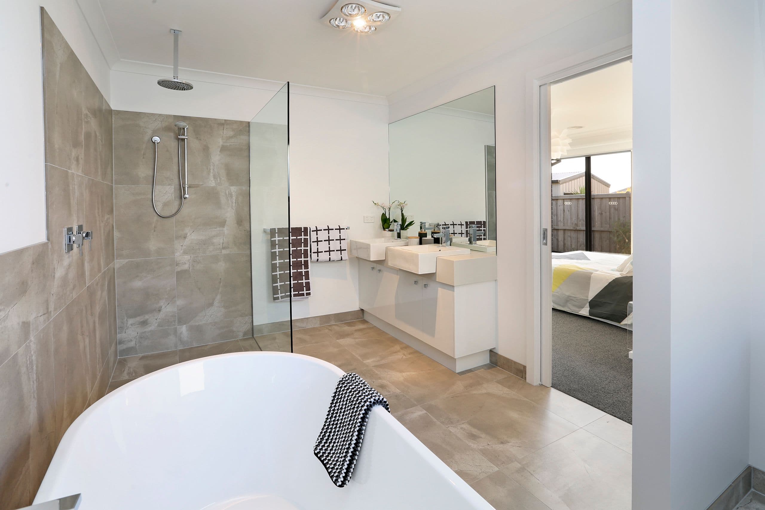 60-62 Highland Way, Highton VIC 3216, Highton - Thumbnail 3