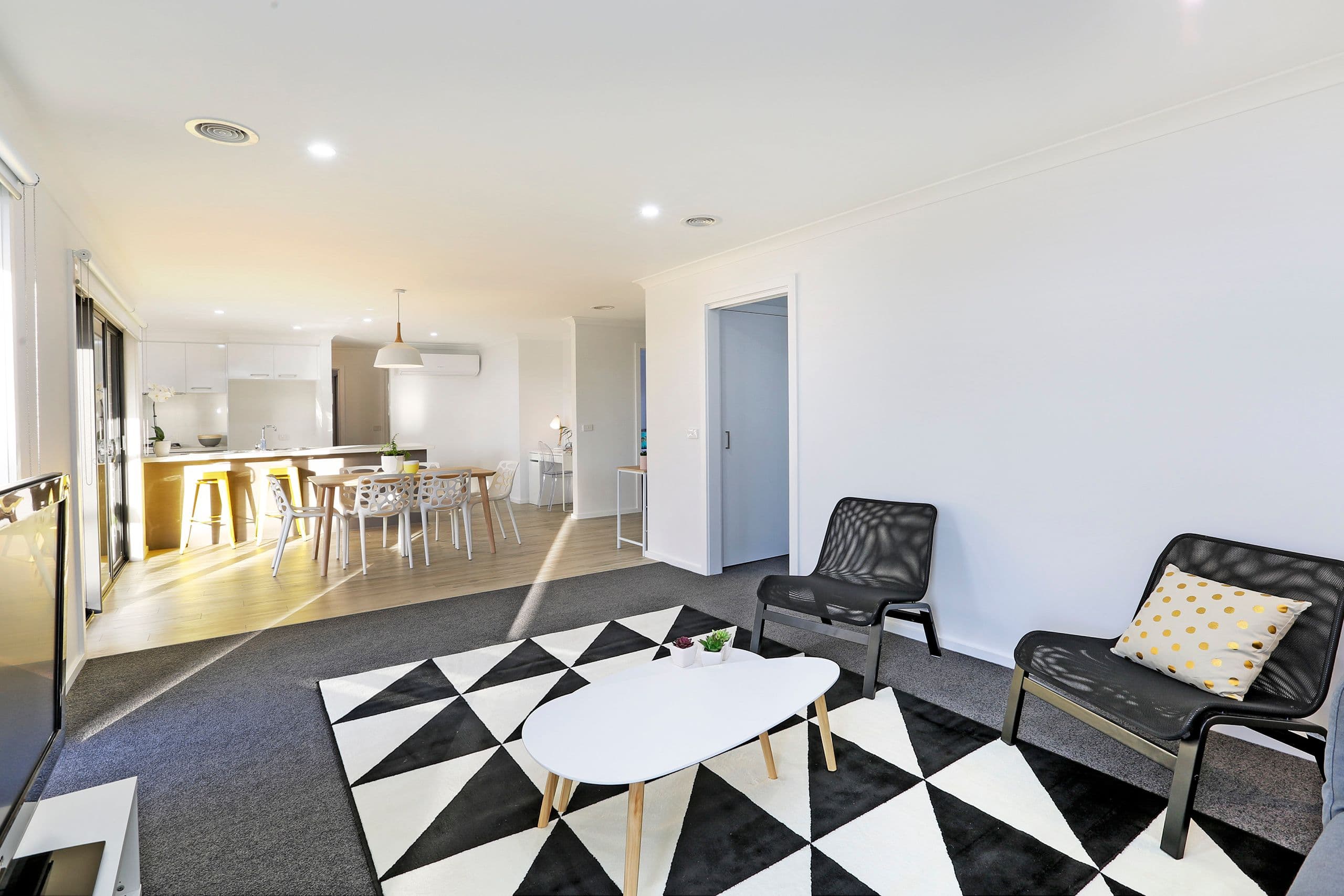 60-62 Highland Way, Highton VIC 3216, Highton - Thumbnail 7