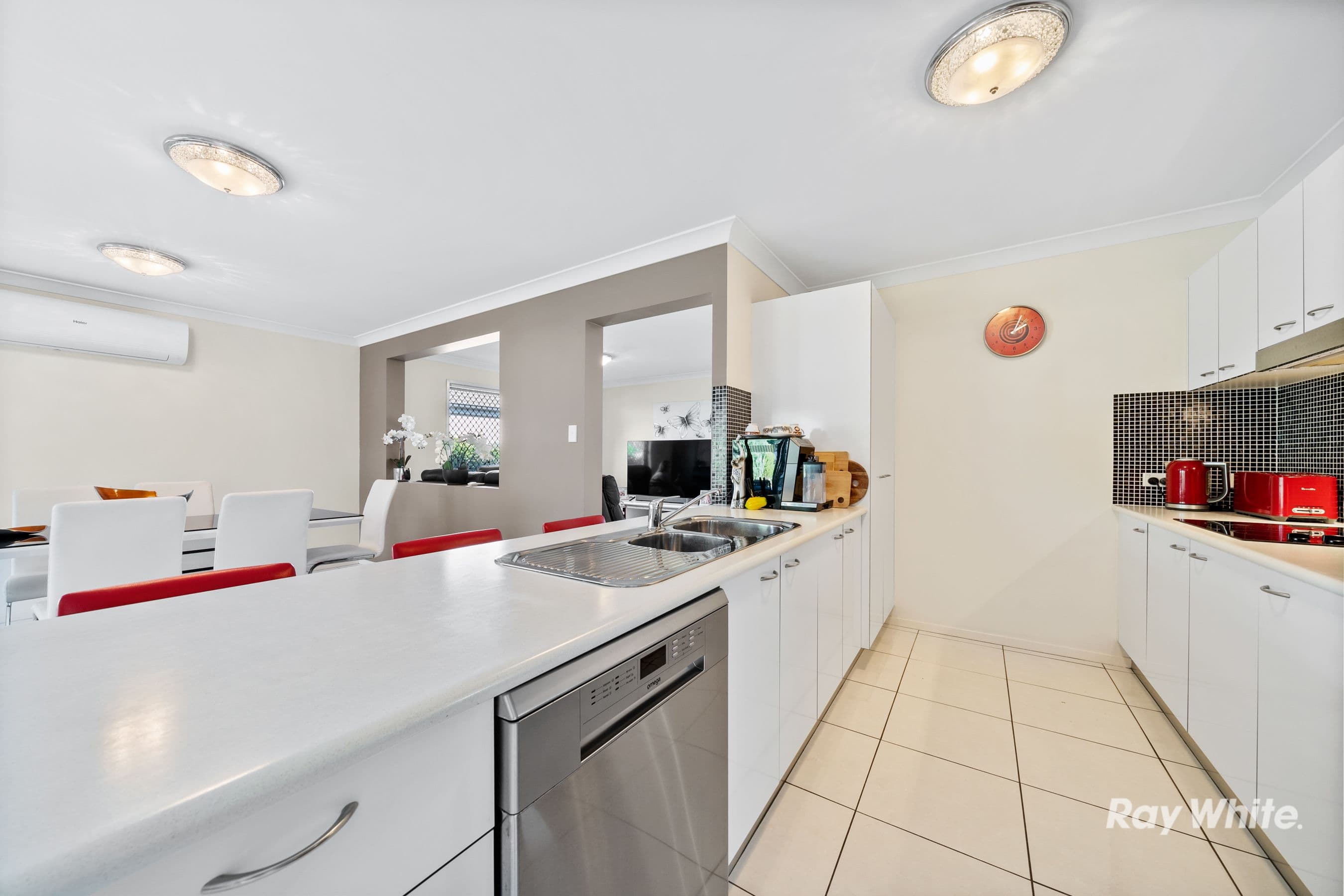 11 Bremer Street, Marsden QLD 4132, Marsden - Thumbnail 2