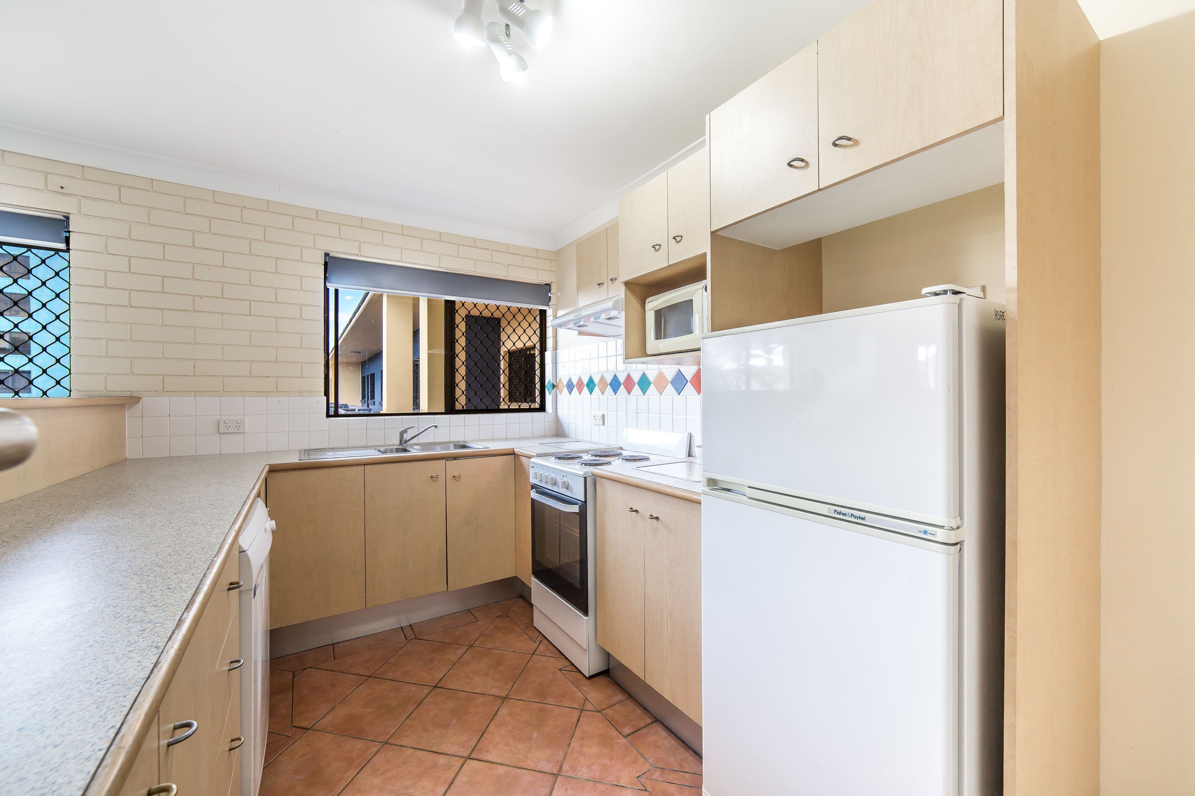 132 Marine Parade, Southport QLD 4215, Southport - Thumbnail 3