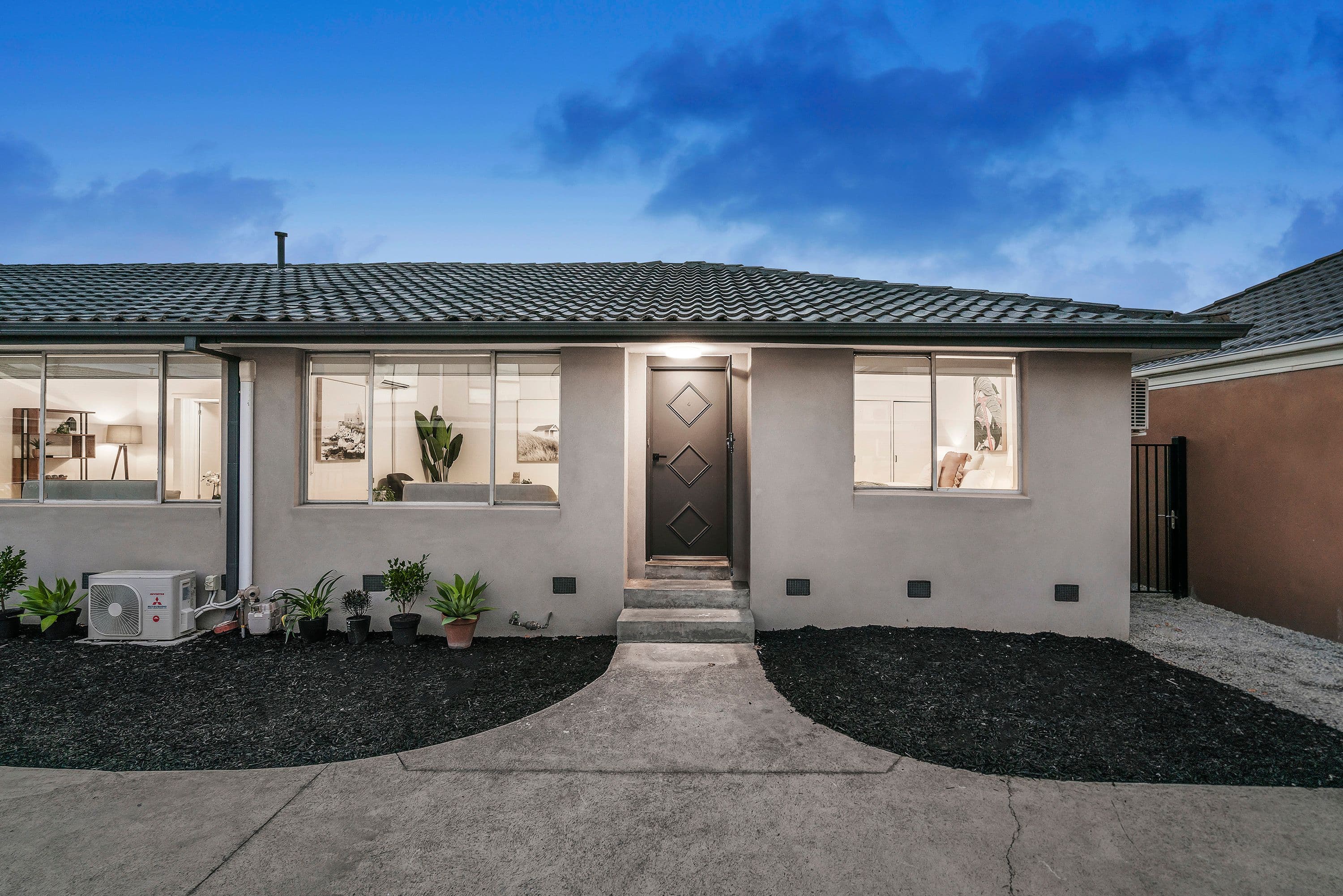 13 Oakes Avenue, Clayton South VIC 3169, Clayton South - Image 1