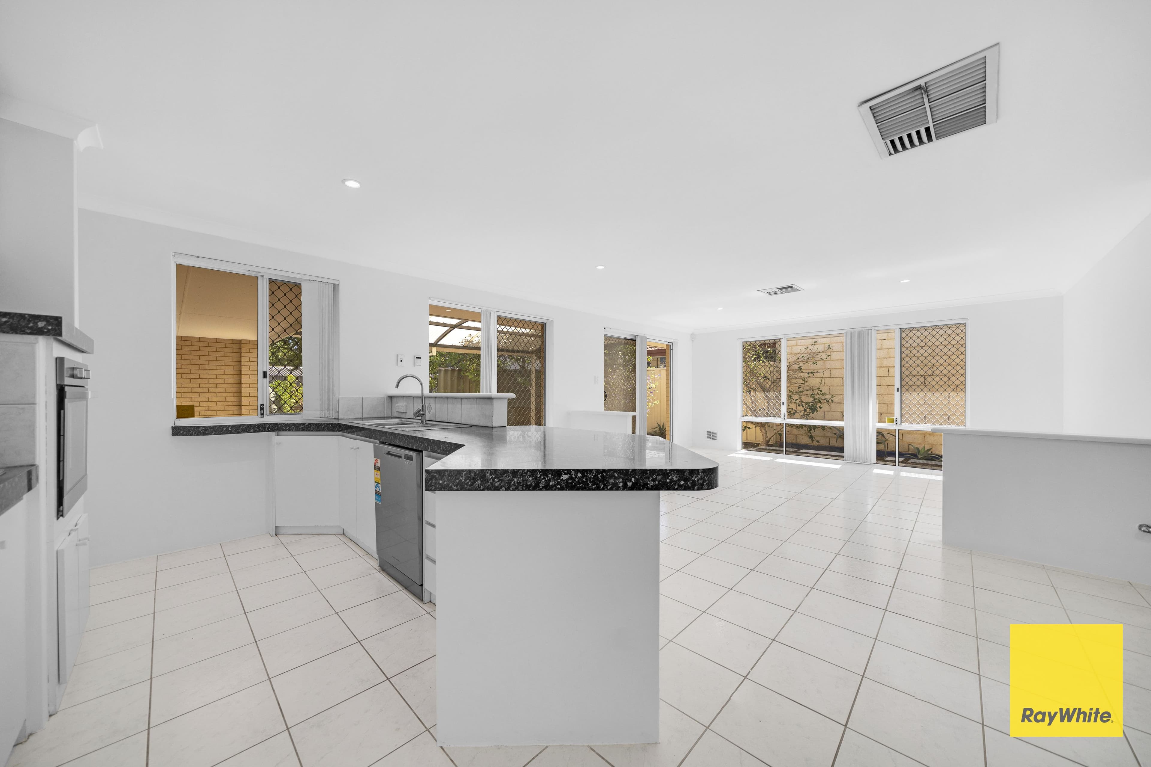 53A Walderton Avenue, Balga WA 6061, Balga - Thumbnail 4