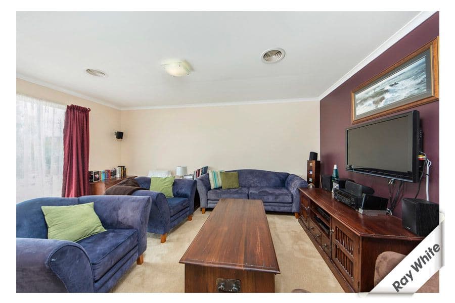 18 Vonwiller Crescent, THEODORE ACT 2905, Theodore - Thumbnail 5
