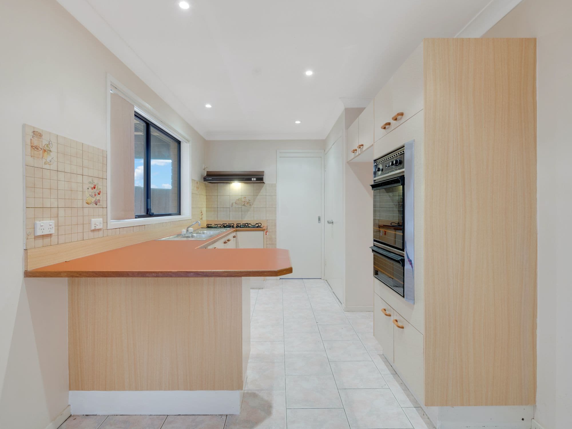 36 Lake View Drive, Narre Warren South - Thumbnail 2