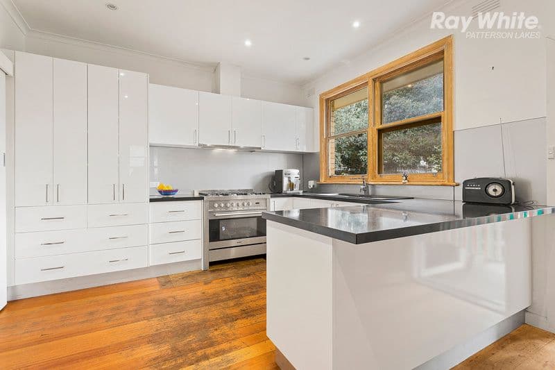 11 Dahmen Street, Carrum VIC 3197, Carrum - Thumbnail 3