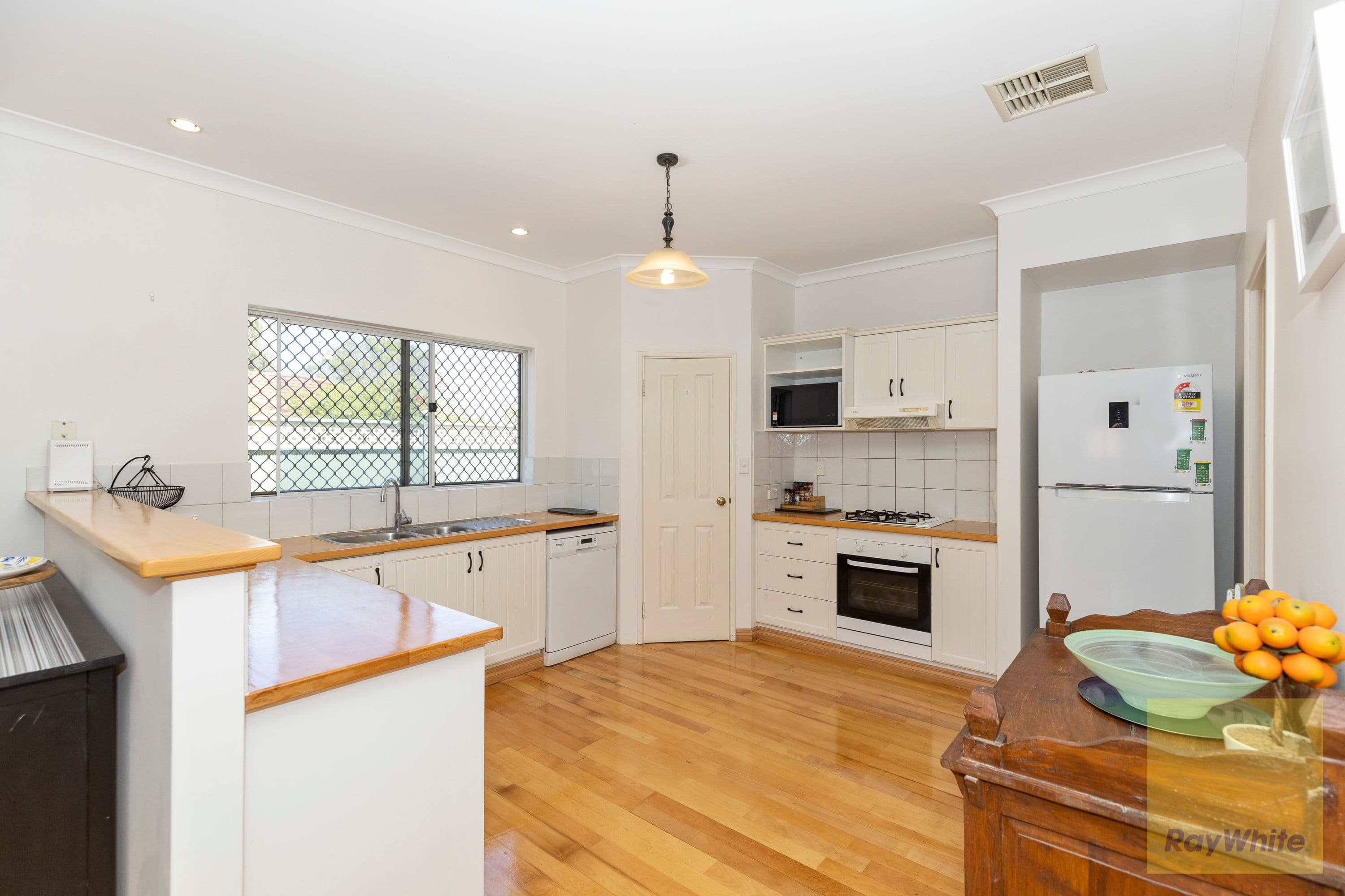 53 Harcourt Street, Bassendean WA 6054, Bassendean - Thumbnail 4