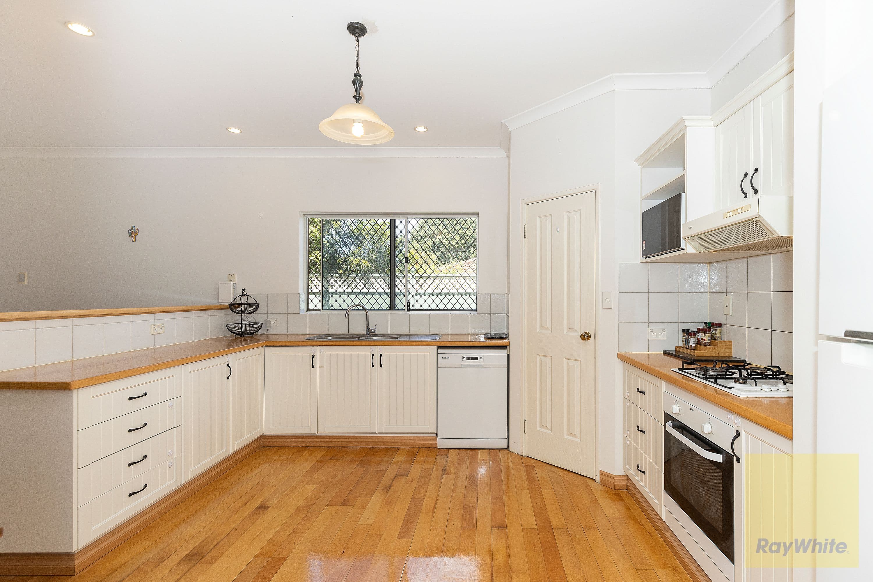53 Harcourt Street, Bassendean WA 6054, Bassendean - Thumbnail 5