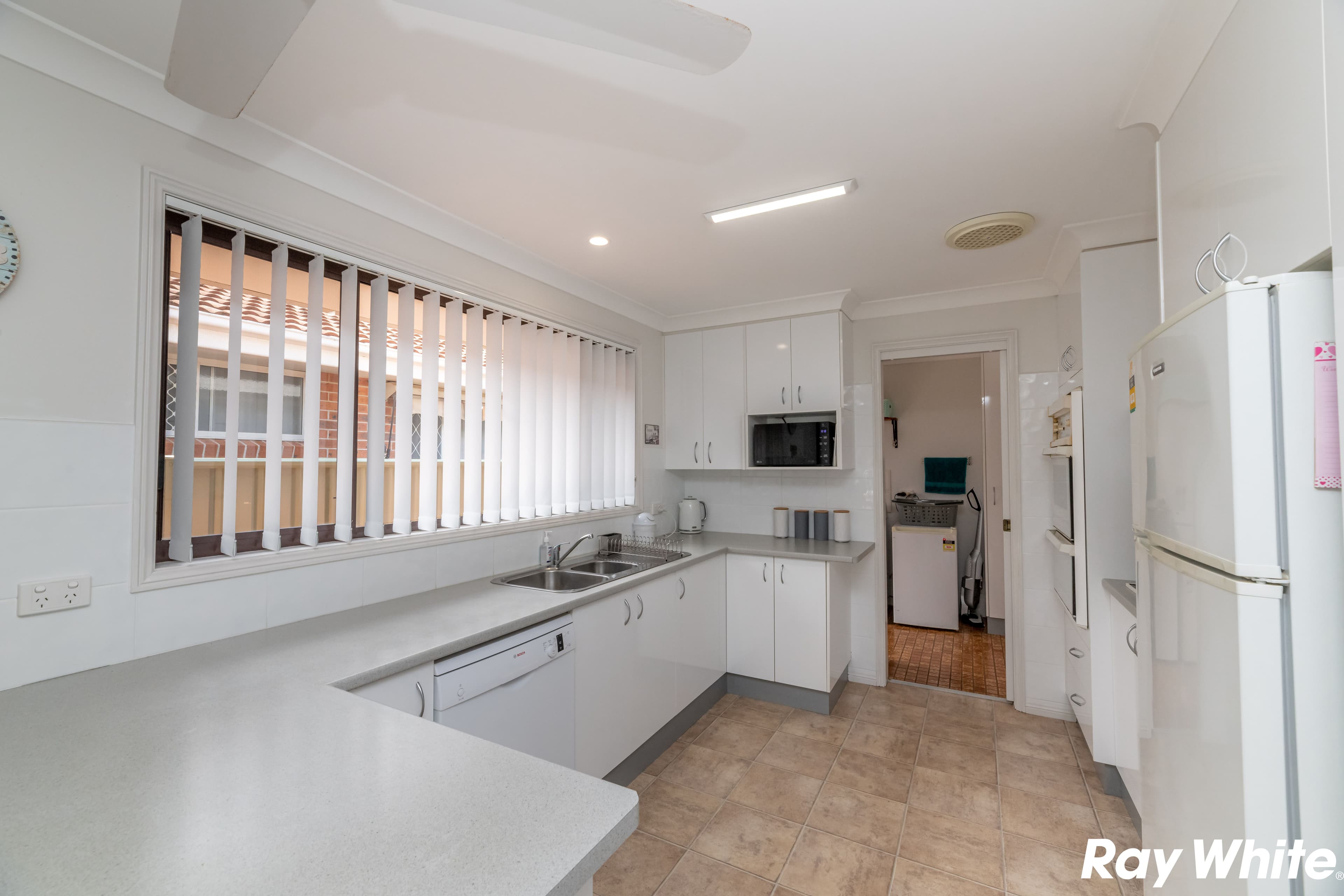 5 Lachlan Avenue, Tuncurry NSW 2428, Tuncurry - Thumbnail 7