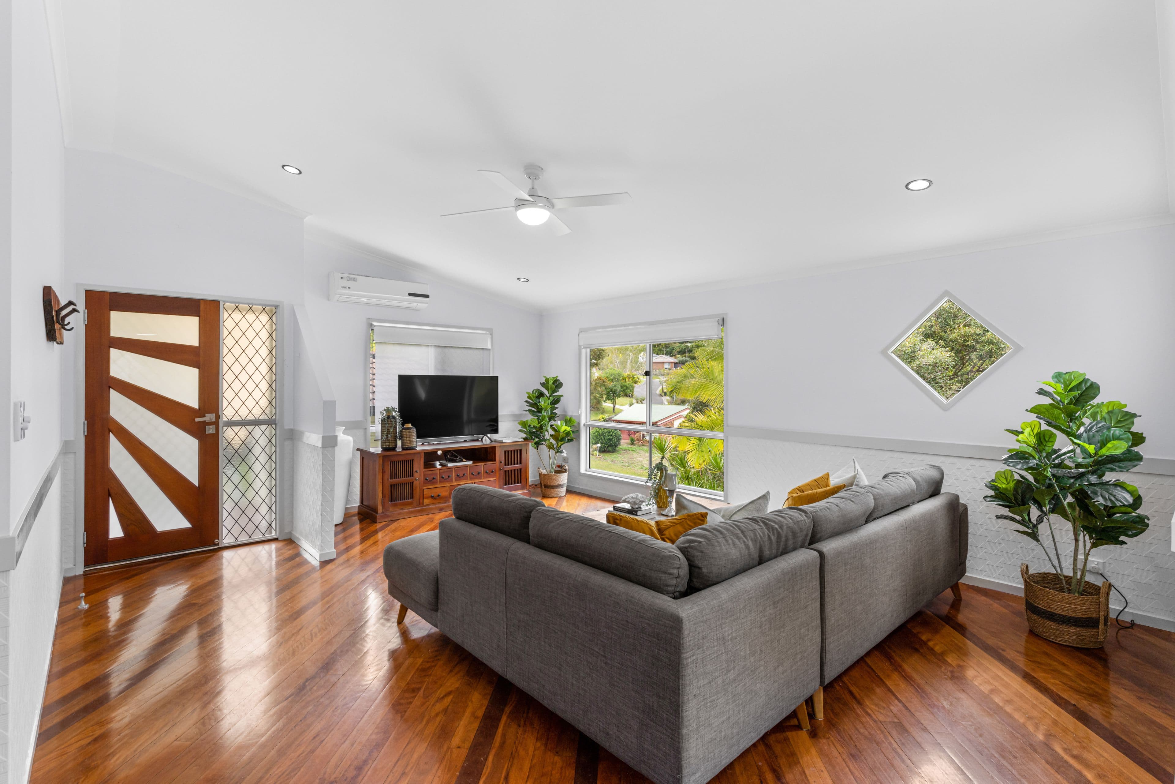 24 Huntingdale Drive, Nambour QLD 4560, Nambour - Thumbnail 3