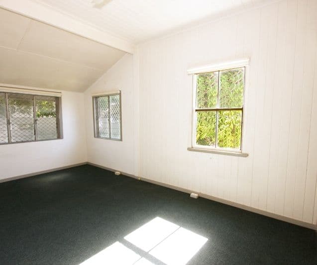 7 Fig Tree Ct, Kingston, QLD, 4114, Kingston - Thumbnail 8