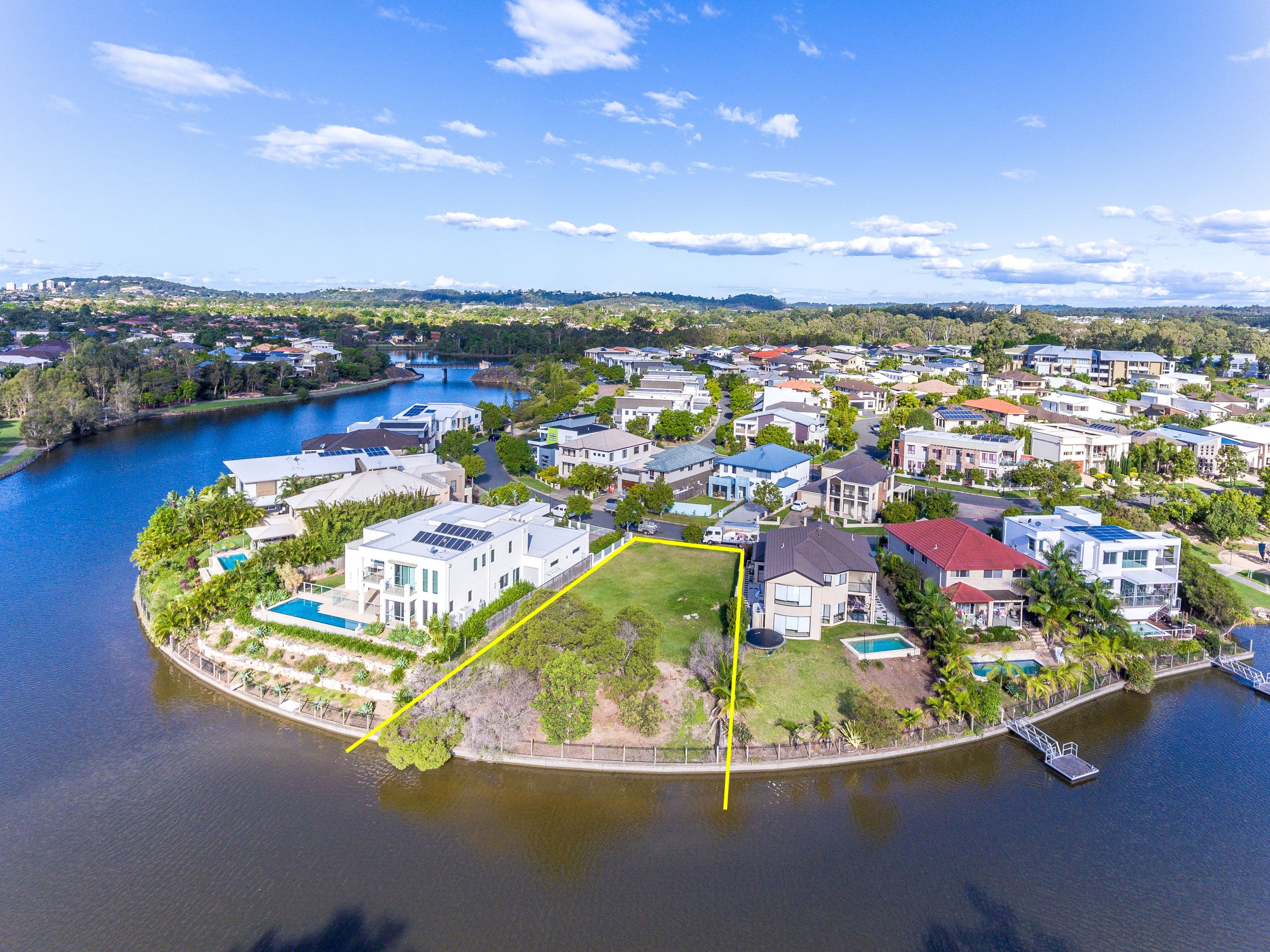 13 Valetta Crescent, Varsity Lakes QLD 4227, Varsity Lakes - Thumbnail 2