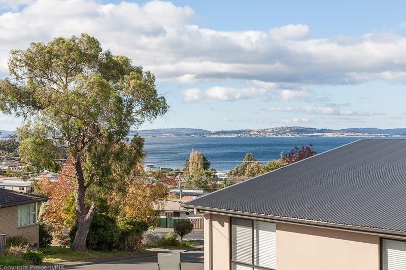 1A Gourlay Street, BLACKMANS BAY TAS 7052, Blackmans Bay - Image 1