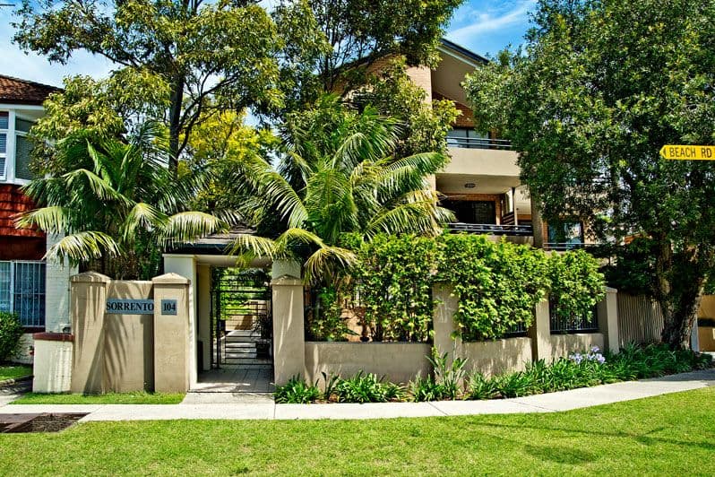 104 Beach Road, BONDI BEACH NSW 2026, Bondi Beach - Thumbnail 3
