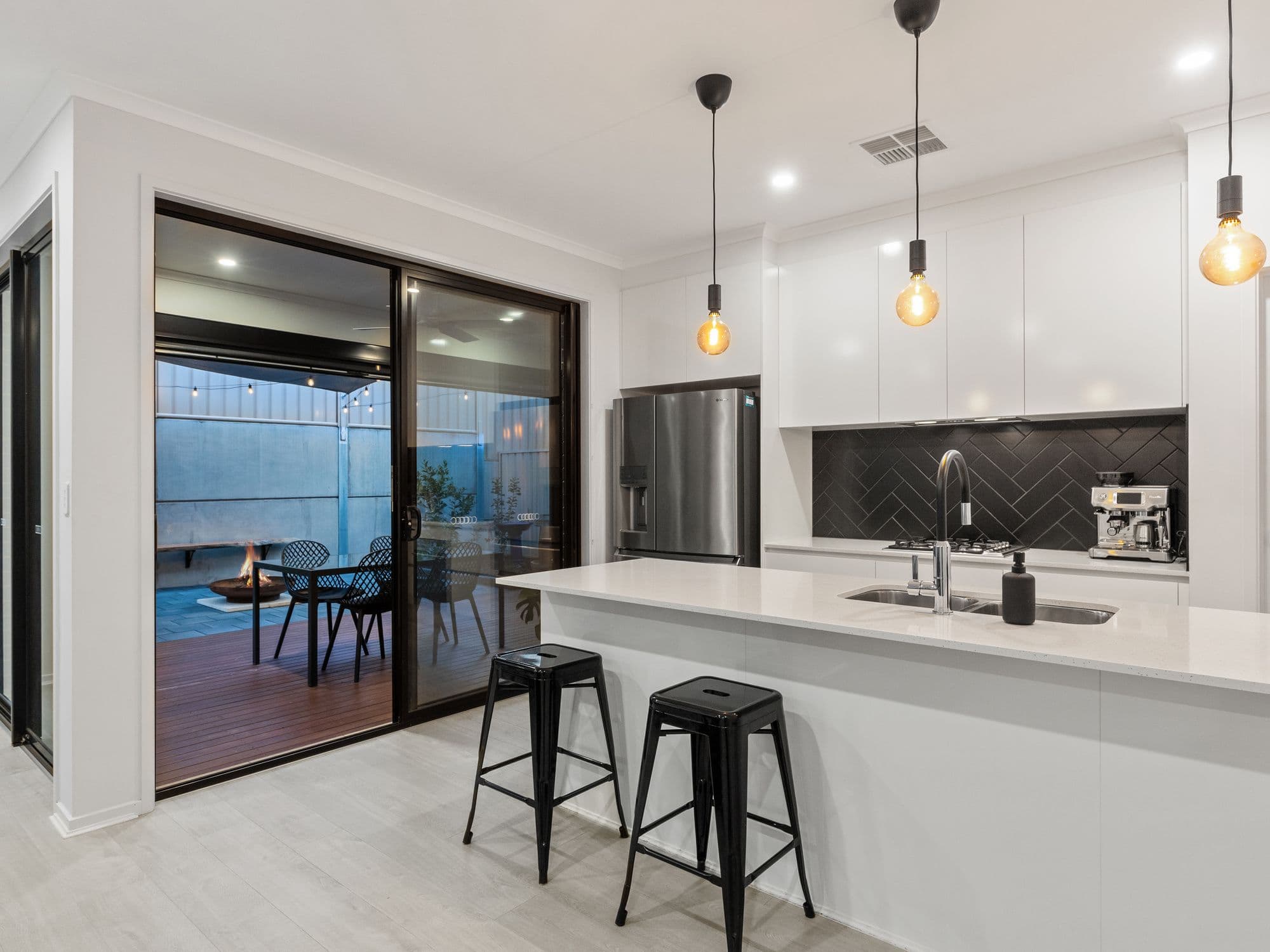 17 Trident Road, Seaford Meadows SA 5169, Seaford Meadows - Thumbnail 3