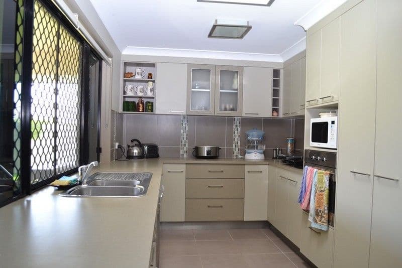 10 Adventurer Drive, TARANGANBA QLD 4703, Taranganba - Thumbnail 2