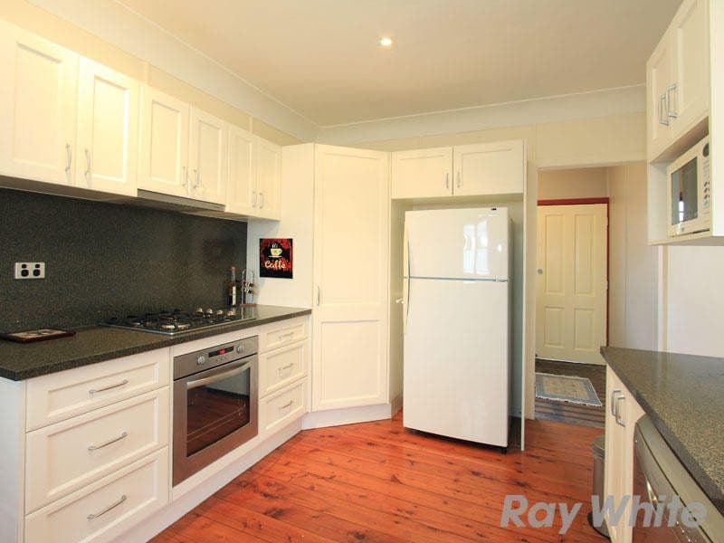 5 Gordon Street, BRIGHTON QLD 4017, Brighton - Thumbnail 4