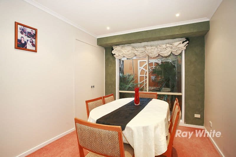 24 Samantha Crescent, CRANBOURNE NORTH VIC 3977, Cranbourne North - Thumbnail 7