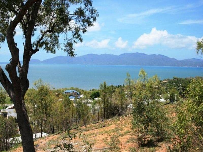 1 Seaview Court, CASTLE HILL QLD 4810, Castle Hill - Thumbnail 7