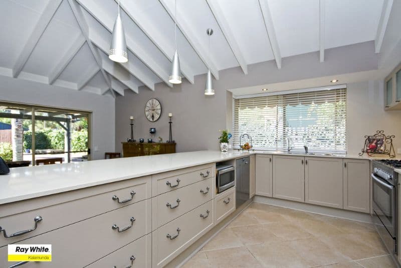 26 Bottega Place, LESMURDIE WA 6076, Lesmurdie - Thumbnail 6