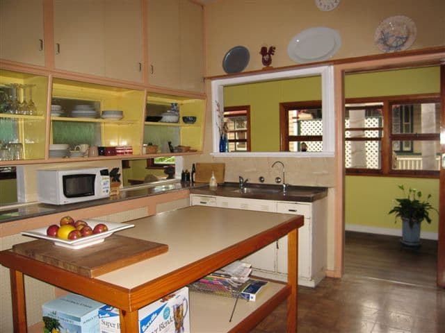 35  Grenier Street, TOOWOOMBA QLD 4350, Toowoomba City - Thumbnail 2