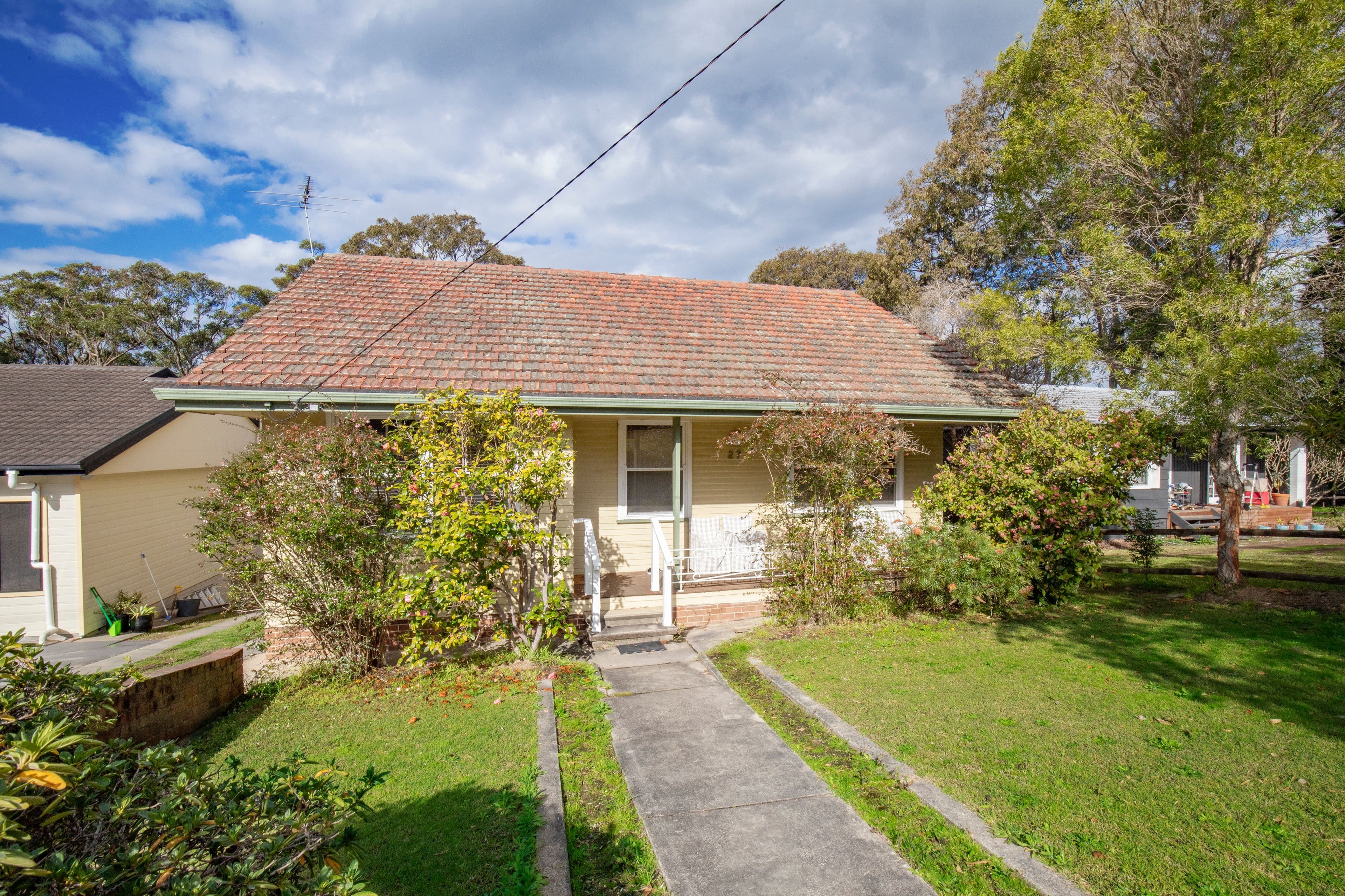 27 Lookout Road, New Lambton Heights NSW 2305, New Lambton Heights - Image 1