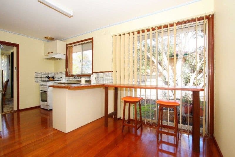11 Amber Court, BUNDOORA VIC 3083, Bundoora - Thumbnail 2