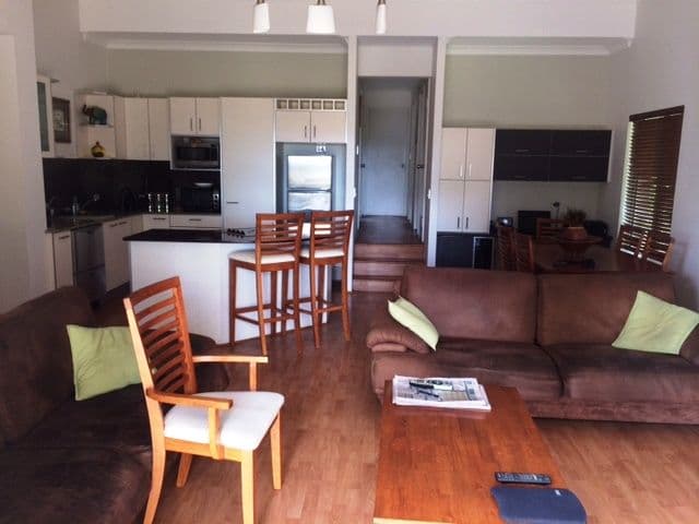 34 Hill Avenue, BURLEIGH HEADS QLD 4220, Burleigh Heads - Thumbnail 3