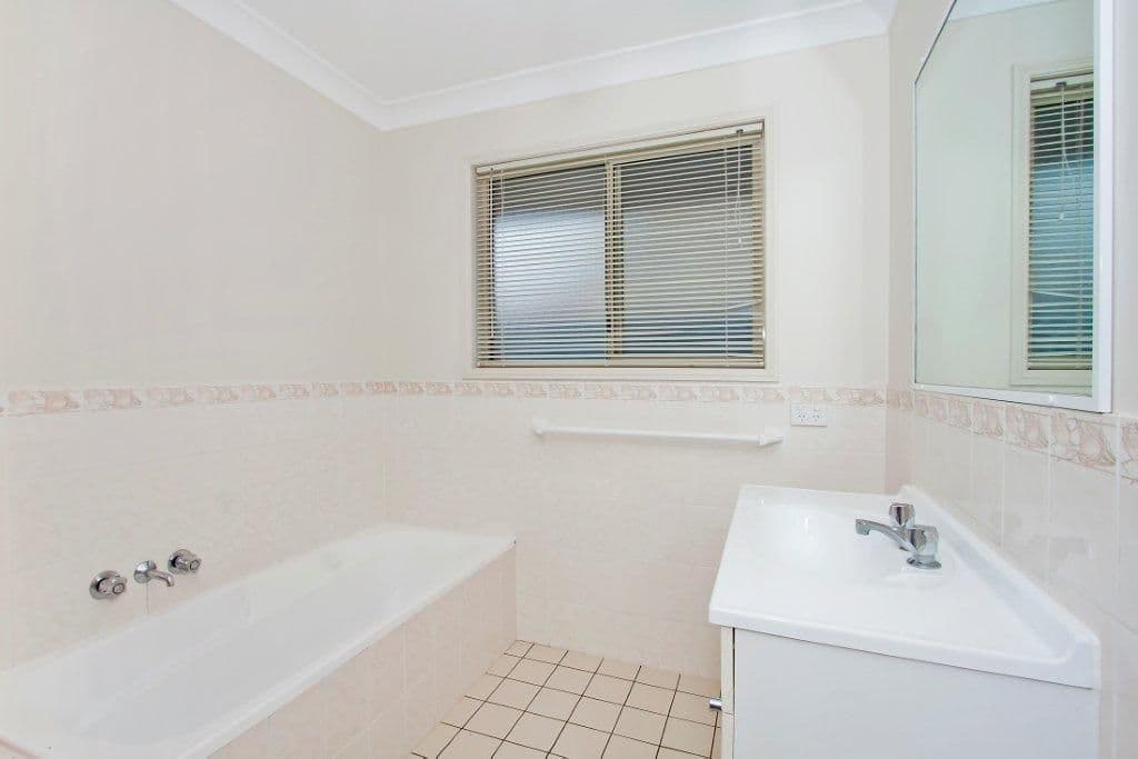 80 Lochlomond Drive, BANORA POINT NSW 2486, Banora Point - Thumbnail 6