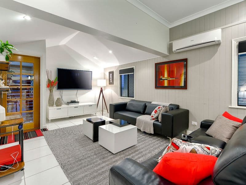 19 Burlington Street, East Brisbane QLD 4169, East Brisbane - Thumbnail 2