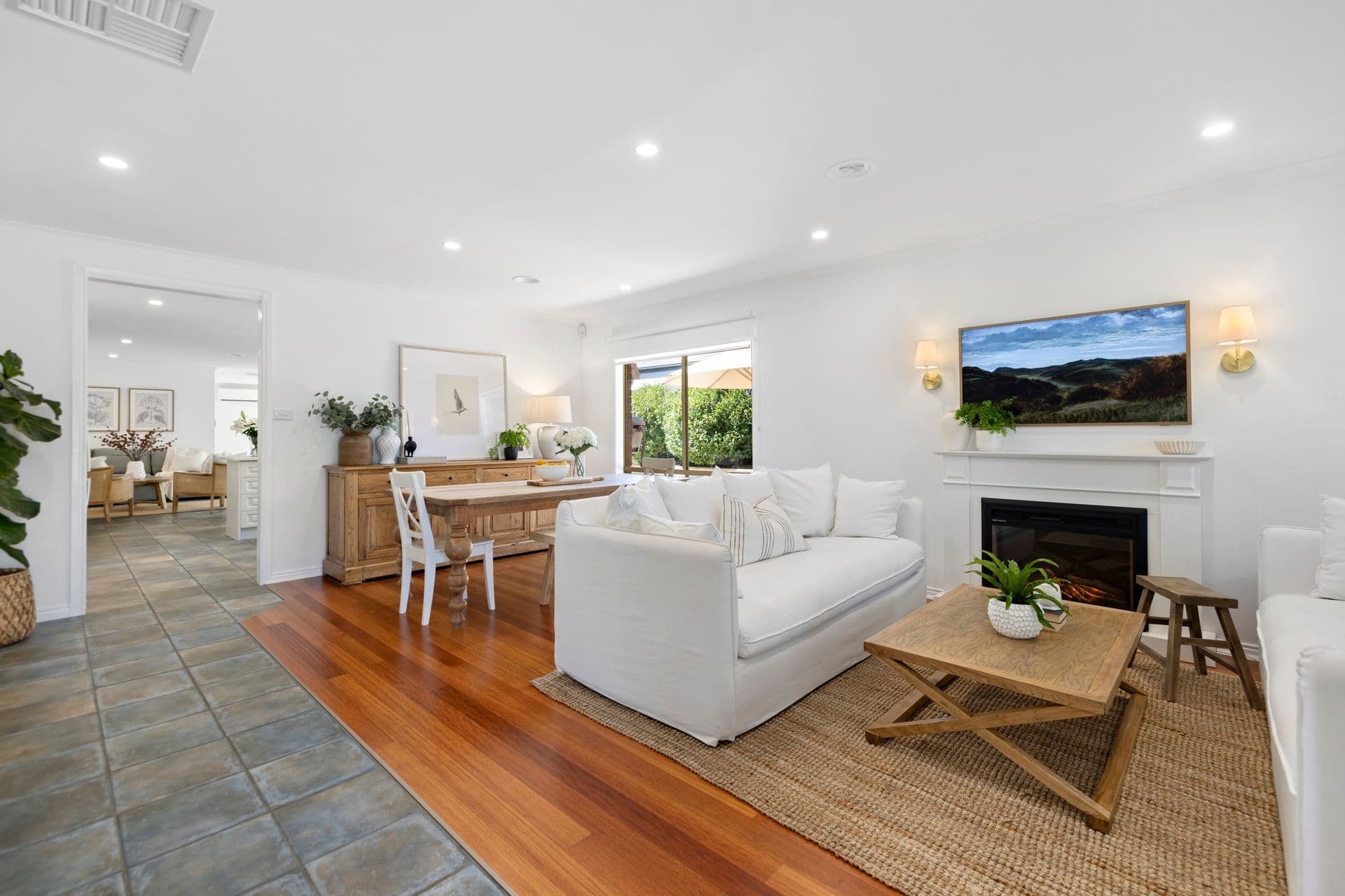 10 Bluebell Court, Berwick VIC 3806, Berwick - Thumbnail 3