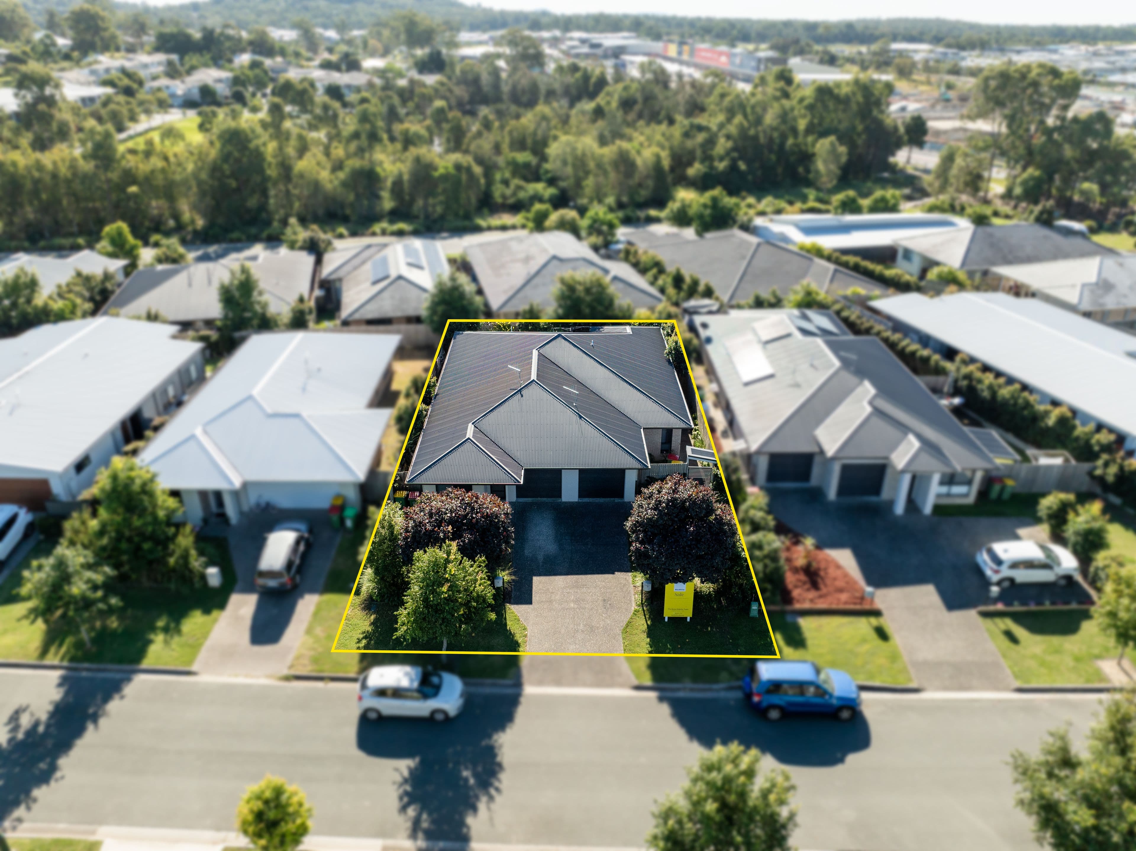 12 Xenia Street, Pimpama QLD 4209, Pimpama - Thumbnail 2