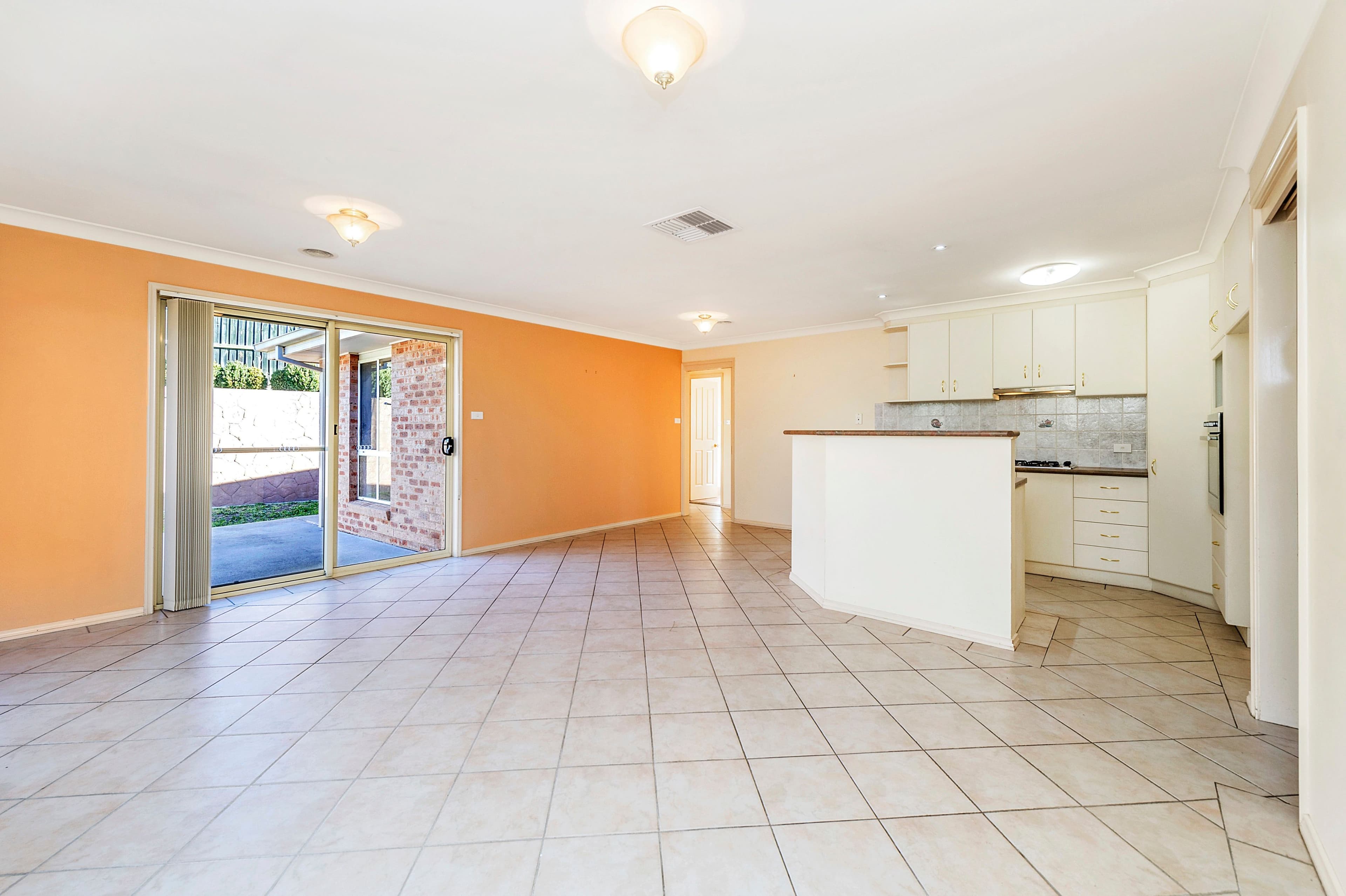 15 Telopea Place, Queanbeyan NSW 2620, Queanbeyan - Thumbnail 4