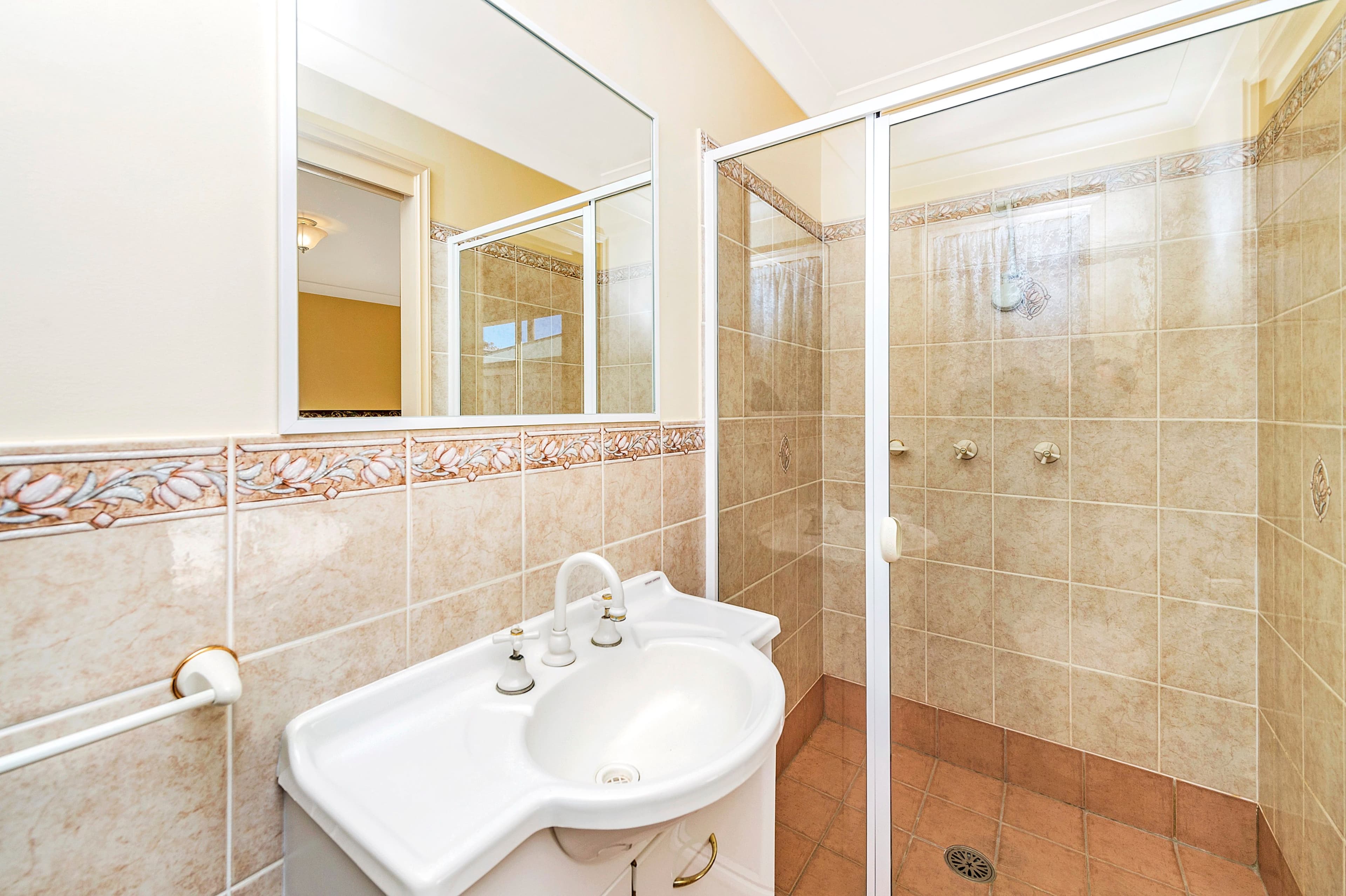 15 Telopea Place, Queanbeyan NSW 2620, Queanbeyan - Thumbnail 8