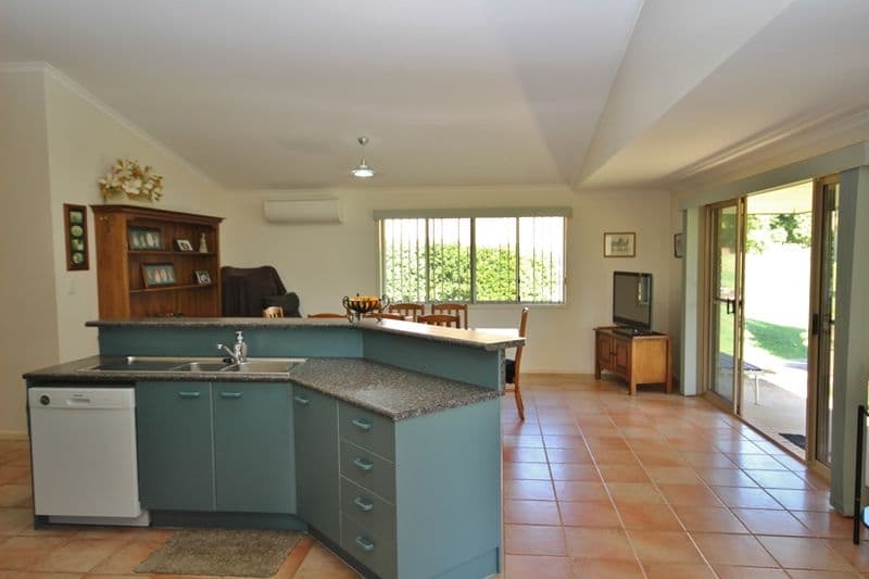 2 Fern Tree Road, Glass House Mountains QLD 4518, Glass House Mountains - Thumbnail 8