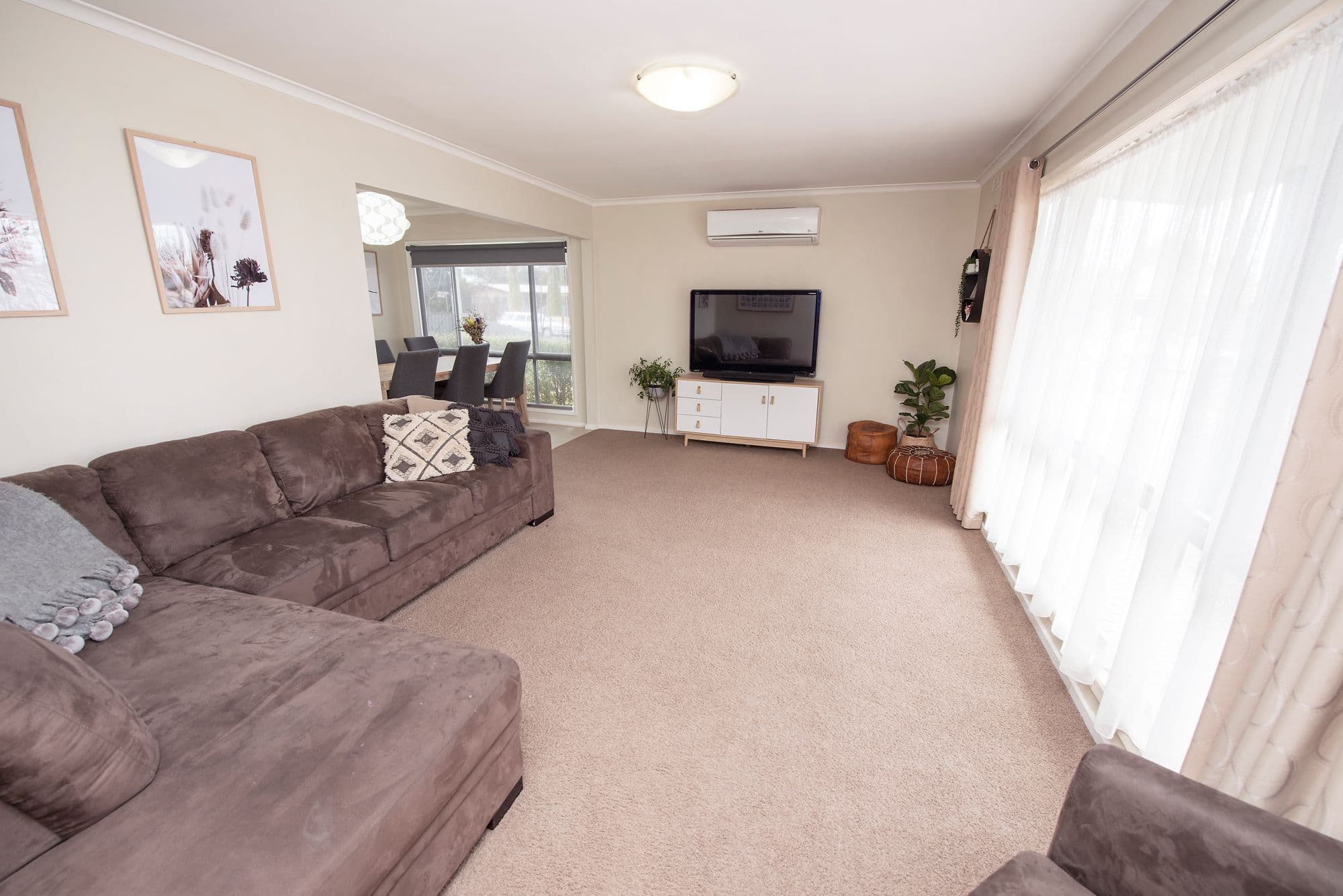 24 Douglas Avenue, Swan Hill VIC 3585, Swan Hill - Thumbnail 2