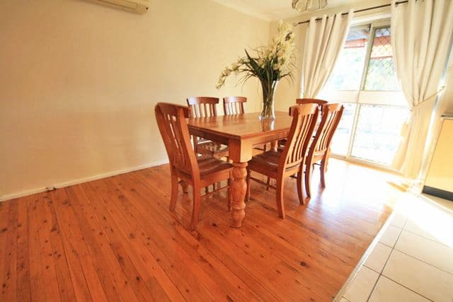 26 Clifford Crescent, INGLEBURN NSW 2565, Ingleburn - Thumbnail 2