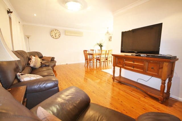 26 Clifford Crescent, INGLEBURN NSW 2565, Ingleburn - Thumbnail 8