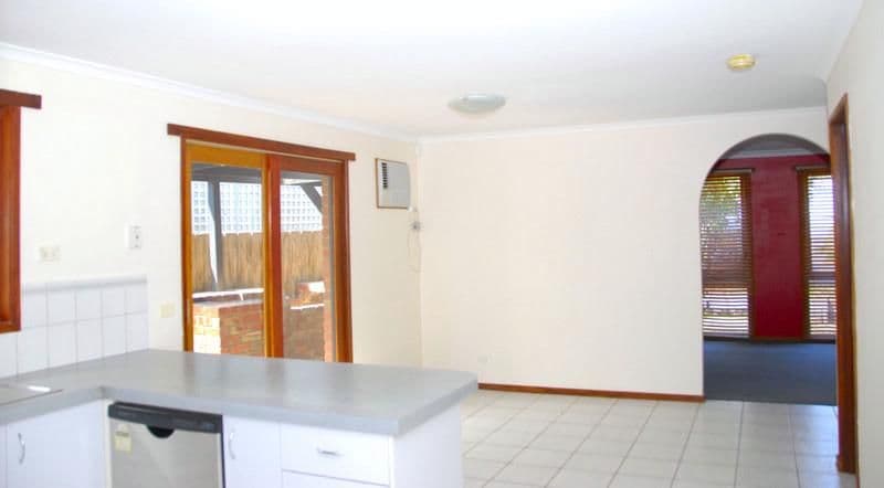 5 Emma Court, HAMPTON PARK VIC 3976, Hampton Park - Thumbnail 3