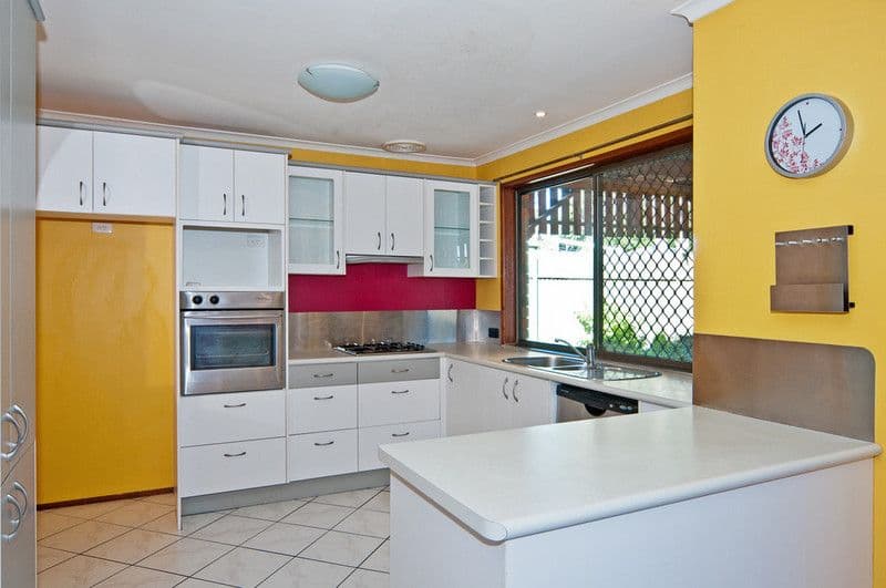 6 Ron Street, CAMIRA QLD 4300, Camira - Thumbnail 3