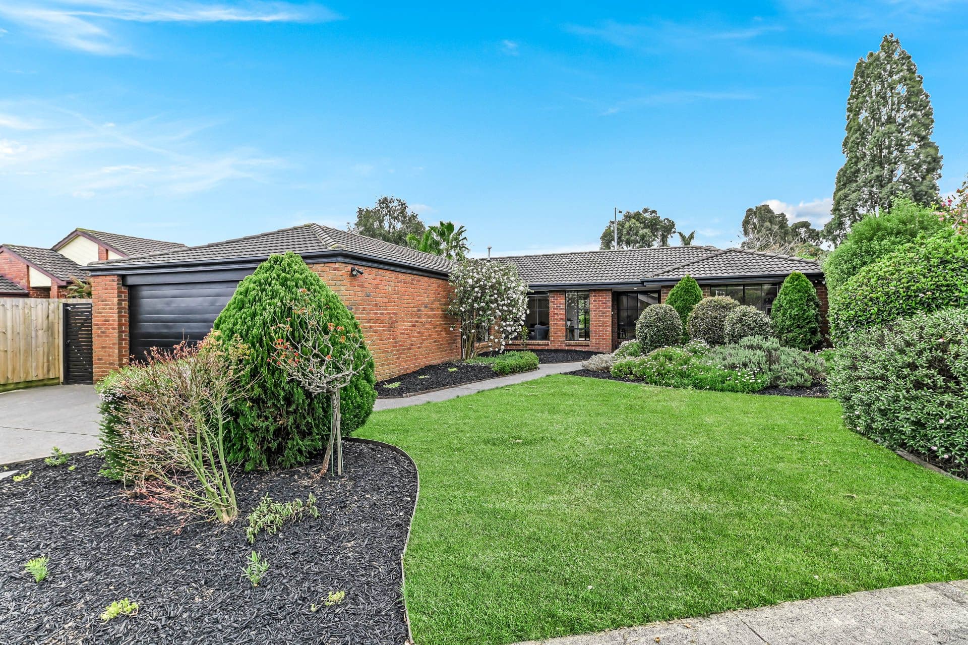 5 Roxby Court, Berwick VIC 3806, Berwick - Thumbnail 3