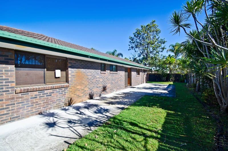 2 Amadeus Street, ELANORA QLD 4221, Elanora - Thumbnail 7